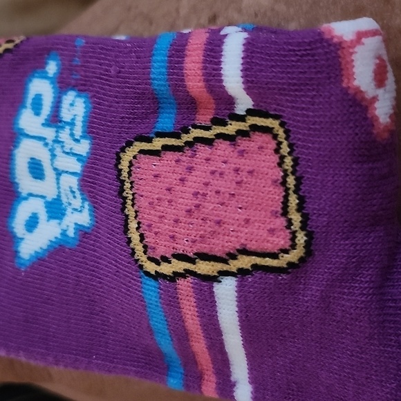 4/$25 Pop Tarts Novelty Crew Socks NEW Unisex Collectible - Picture 3 of 7